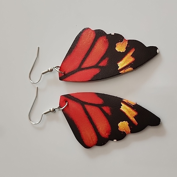 BUTTERFLY Earrings Butterfly Wing Spring Summer Fall - Picture 1 of 2